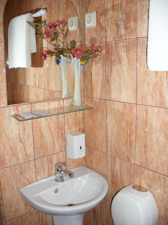 Tvirtove Prie Didziulio Hotel Dedeliskes Phòng bức ảnh
